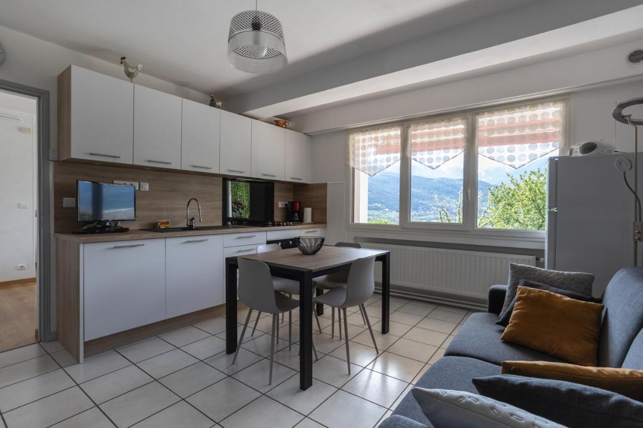 埃姆布能Vue Sur Les Montagnes公寓 外观 照片